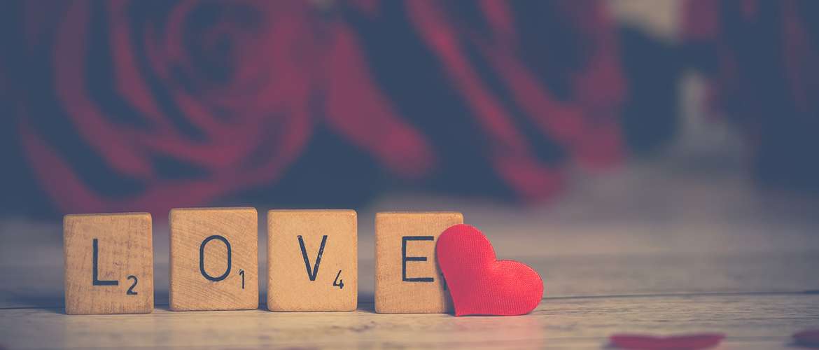 Four Proven Signs When You Are In Love